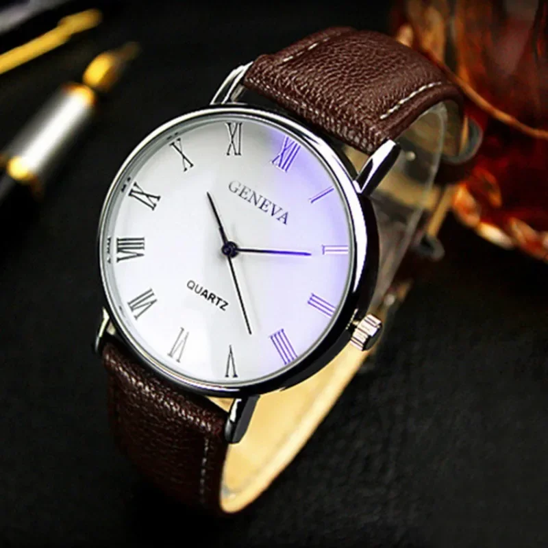 Famous Brand Men Quartz Watch  - Leather Watch Band Men recensie en prijs